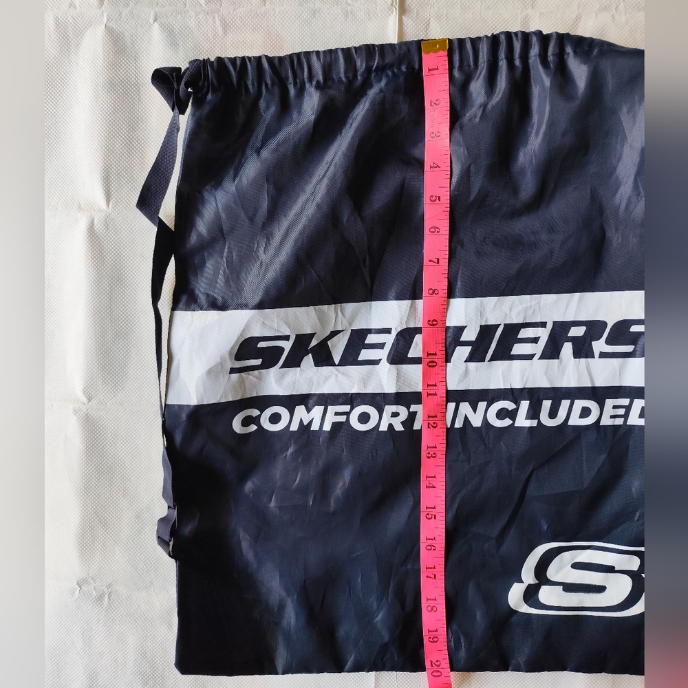 3/$20💗Skechers Comfort Included Drawstring Backpack - Picture 4 of 5